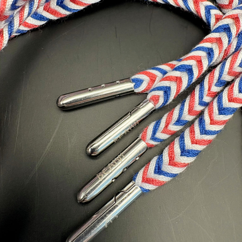 Beaivi Bárggeš Series – Almmáiolbmo Premium Shoelaces